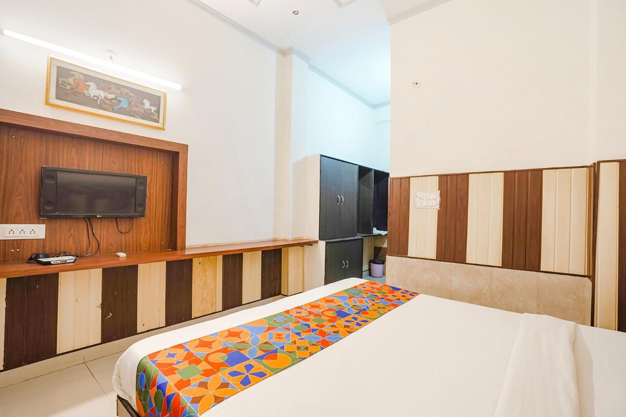 Fabhotel Prashant Palace Mysore Exteriör bild