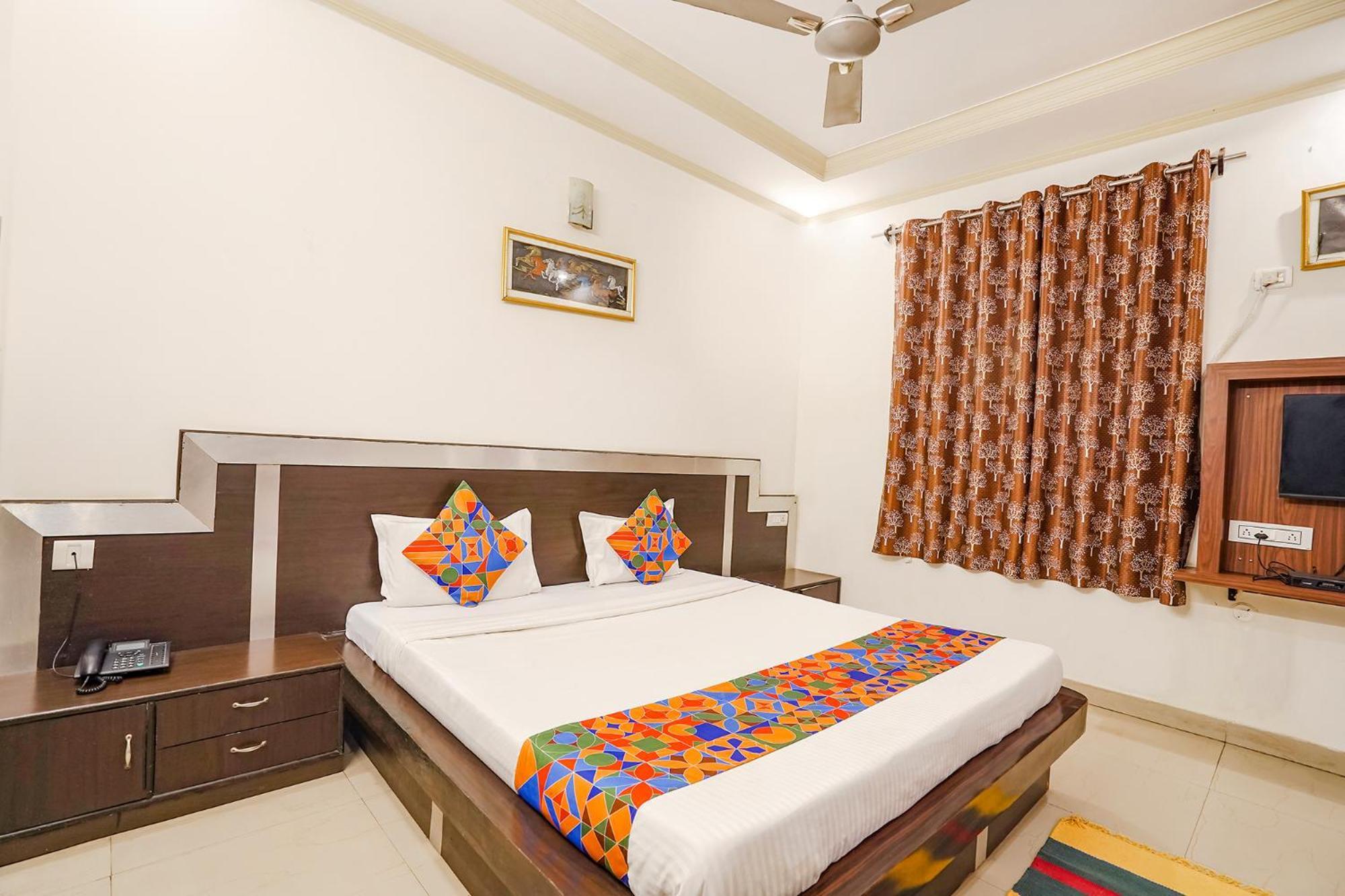 Fabhotel Prashant Palace Mysore Exteriör bild